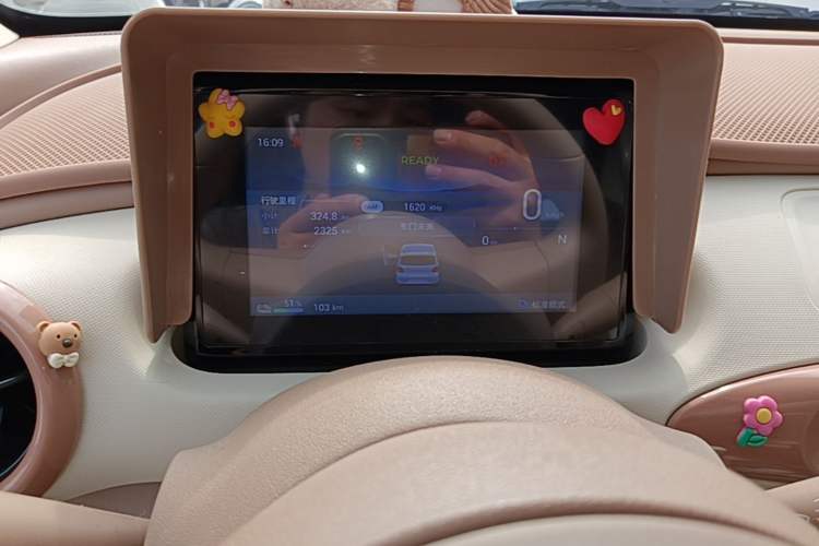 Used Wuling Hongguang MINIEV 2025 Four-Door Version Advanced Edition Instrument Cluster
