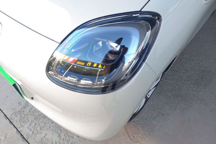 Used Wuling Hongguang MINIEV 2025 Four-Door Version Advanced Edition Left Front Headlight