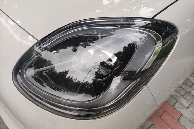 Used Wuling Hongguang MINIEV 2025 Four-Door Version Advanced Edition Left Front Headlight
