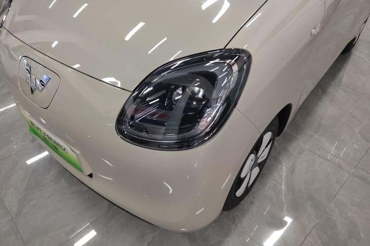 Used Wuling Hongguang MINIEV 2025 Four-Door Version Advanced Edition Left Front Headlight
