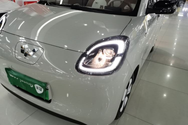 Used Wuling Hongguang MINIEV 2025 Four-Door Version Advanced Edition Left Front Headlight