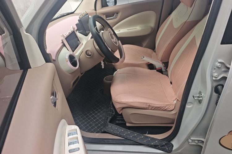 Used Wuling Hongguang MINIEV 2025 Four-Door Version Advanced Edition Left Front Seat