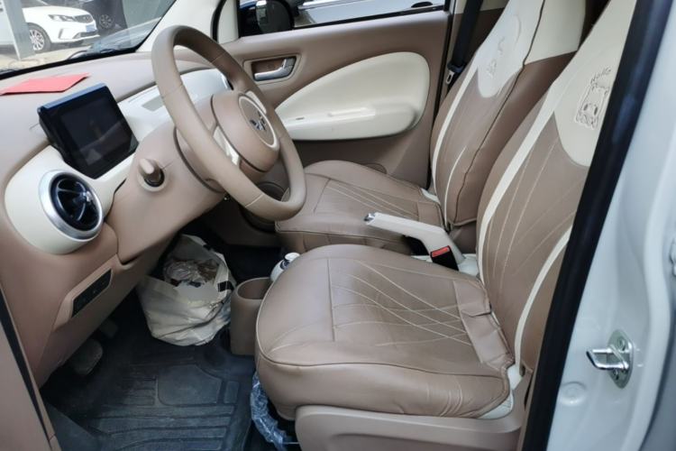 Used Wuling Hongguang MINIEV 2025 Four-Door Version Advanced Edition Left Front Seat