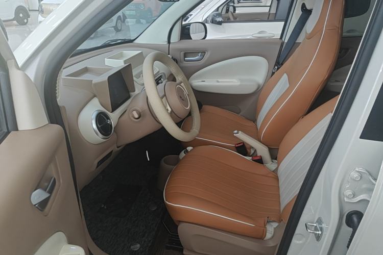 Used Wuling Hongguang MINIEV 2025 Four-Door Version Advanced Edition Left Front Seat