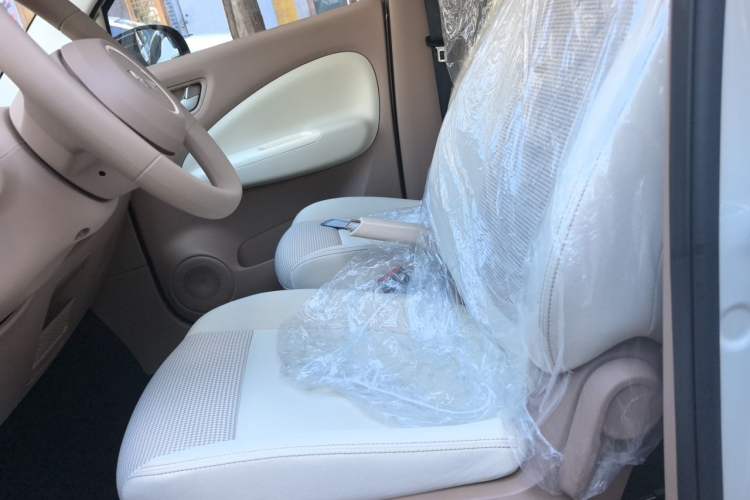 Used Wuling Hongguang MINIEV 2025 Four-Door Version Advanced Edition Left Front Seat
