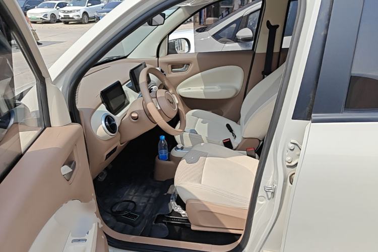 Used Wuling Hongguang MINIEV 2025 Four-Door Version Premium Edition Left Front Seat