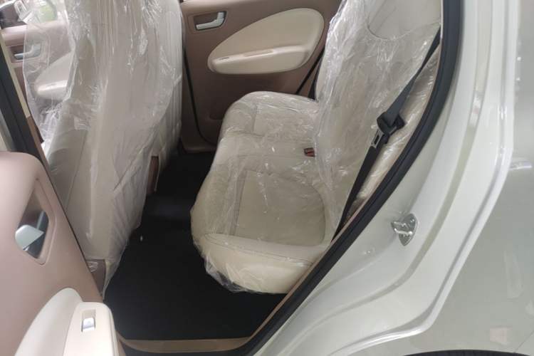 Used Wuling Hongguang MINIEV 2025 Four-Door Version Advanced Edition Left Rear Seat