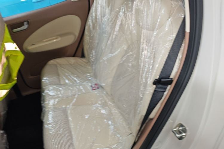 Used Wuling Hongguang MINIEV 2025 Four-Door Version Advanced Edition Left Rear Seat