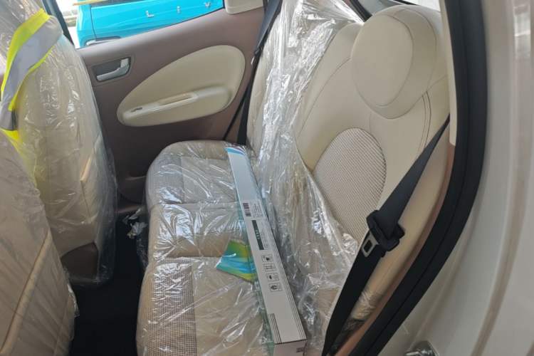 Used Wuling Hongguang MINIEV 2025 Four-Door Version Advanced Edition Left Rear Seat