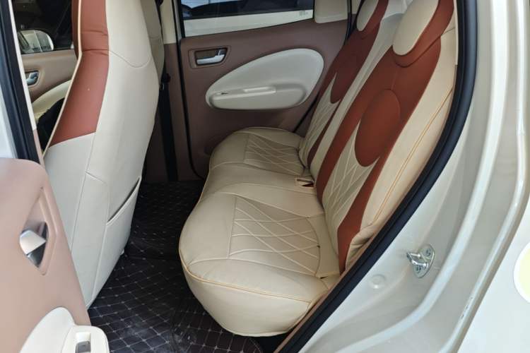 Used Wuling Hongguang MINIEV 2025 Four-Door Version Advanced Edition Left Rear Seat
