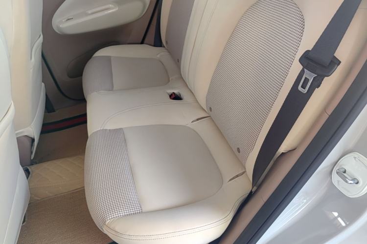 Used Wuling Hongguang MINIEV 2025 Four-Door Version Advanced Edition Left Rear Seat