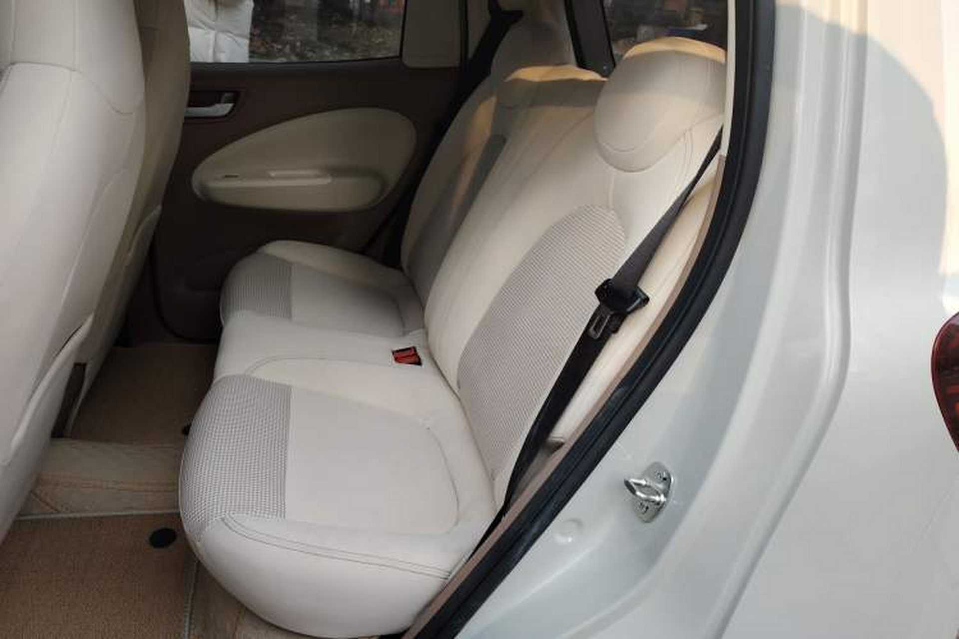 Used Wuling Hongguang MINIEV 2025 Four-Door Version Advanced Edition Left Rear Seat
