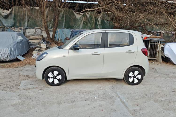 Used Wuling Hongguang MINIEV 2025 Four-Door Version Advanced Edition Left Side