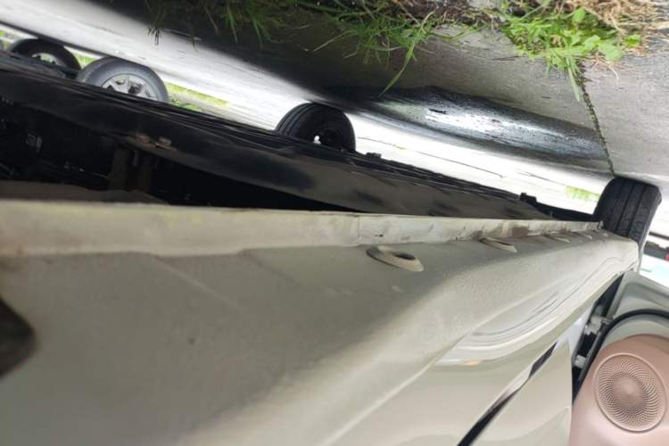 Used Wuling Hongguang MINIEV 2025 Four-Door Version Zhenxiang+ Edition Left Side Sill