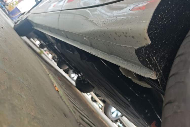 Used Wuling Hongguang MINIEV 2025 Four-Door Version Advanced Edition Left Side Sill