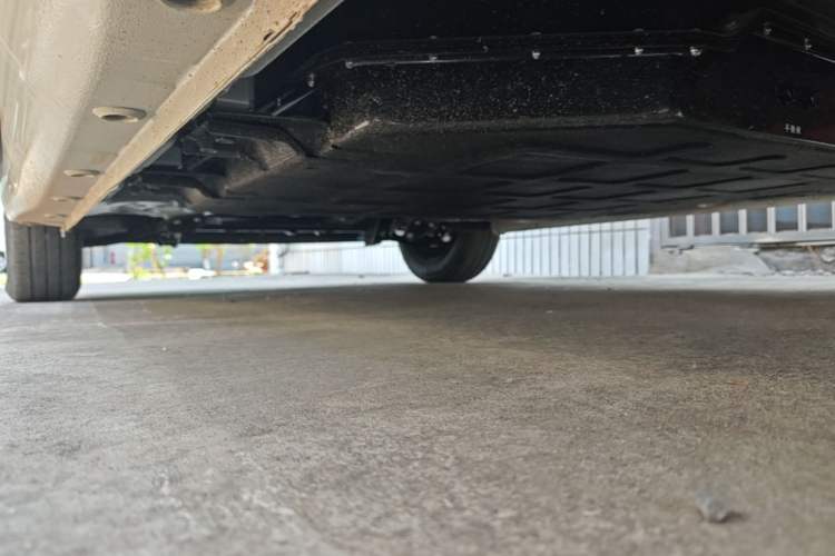 Used Wuling Hongguang MINIEV 2025 Four-Door Version Advanced Edition Left Side Sill