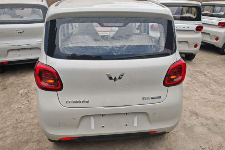 Used Wuling Hongguang MINIEV 2025 Four-Door Version Advanced Edition Rear