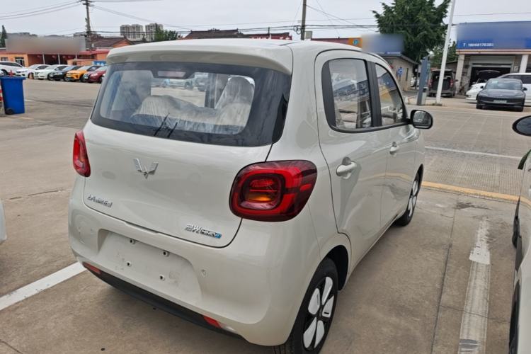 Used Wuling Hongguang MINIEV 2025 Four-Door Version Advanced Edition Rear Right 45 Deg