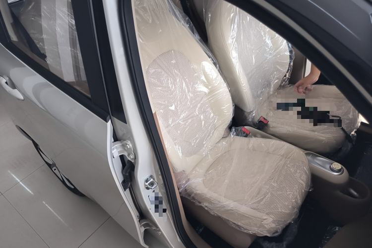 Used Wuling Hongguang MINIEV 2025 Four-Door Version Zhenxiang+ Edition Right Front Seat