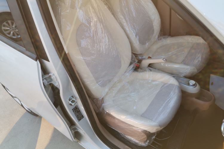 Used Wuling Hongguang MINIEV 2025 Four-Door Version Advanced Edition Right Front Seat