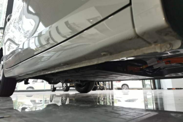 Used Wuling Hongguang MINIEV 2025 Four-Door Version Advanced Edition Right Side Sill