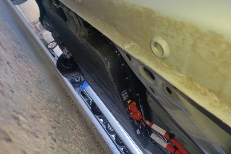 Used Wuling Hongguang MINIEV 2025 Four-Door Version Advanced Edition Right Side Sill
