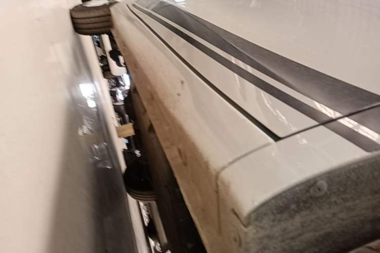 Used Wuling Hongguang MINIEV 2025 Four-Door Version Advanced Edition Right Side Sill