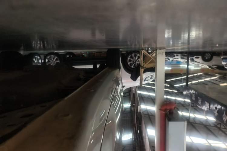 Used Wuling Hongguang MINIEV 2025 Four-Door Version Advanced Edition Right Side Sill