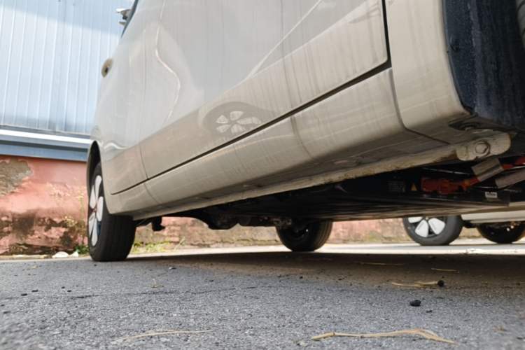 Used Wuling Hongguang MINIEV 2025 Four-Door Version Advanced Edition Right Side Sill