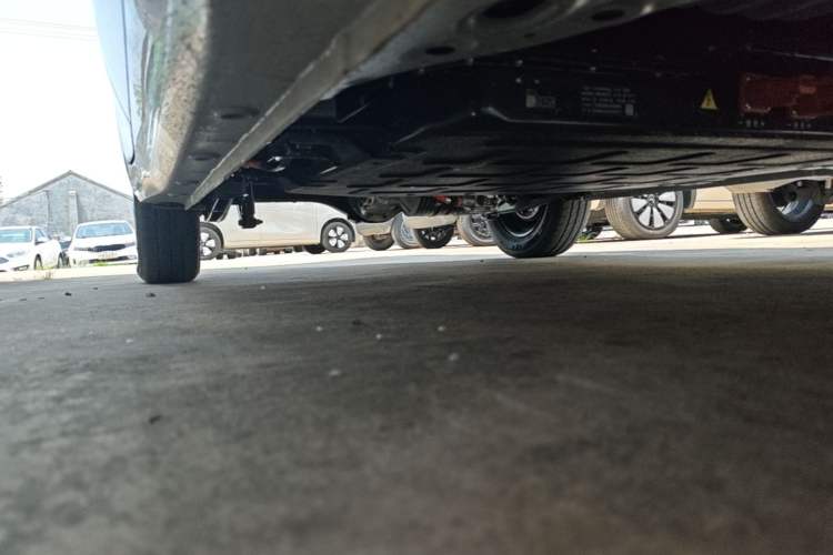 Used Wuling Hongguang MINIEV 2025 Four-Door Version Advanced Edition Right Side Sill