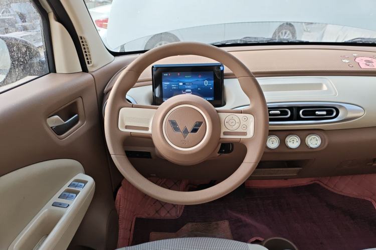 Used Wuling Hongguang MINIEV 2025 Four-Door Version Advanced Edition Steering Wheel