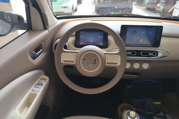 Used Wuling Hongguang MINIEV 2025 Four-Door Version Zhenxiang+ Edition Steering Wheel