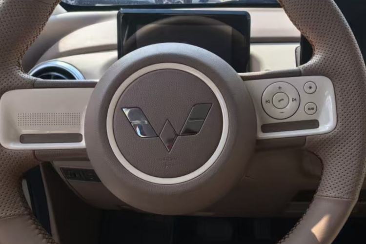 Used Wuling Hongguang MINIEV 2025 Four-Door Version Premium Edition Steering Wheel