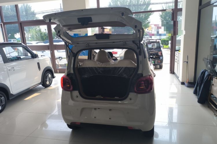 Used Wuling Hongguang MINIEV 2025 Four-Door Version Zhenxiang+ Edition Trunk