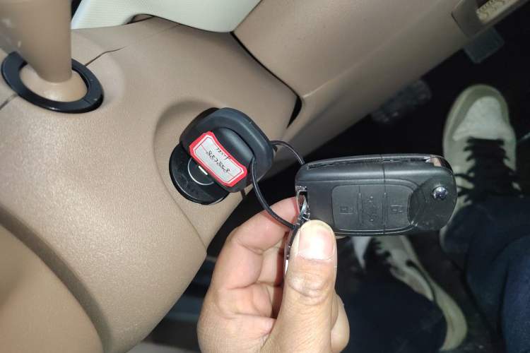 Used Wuling Hongguang MINIEV 2025 Four-Door Version Advanced Edition Vehicle Key