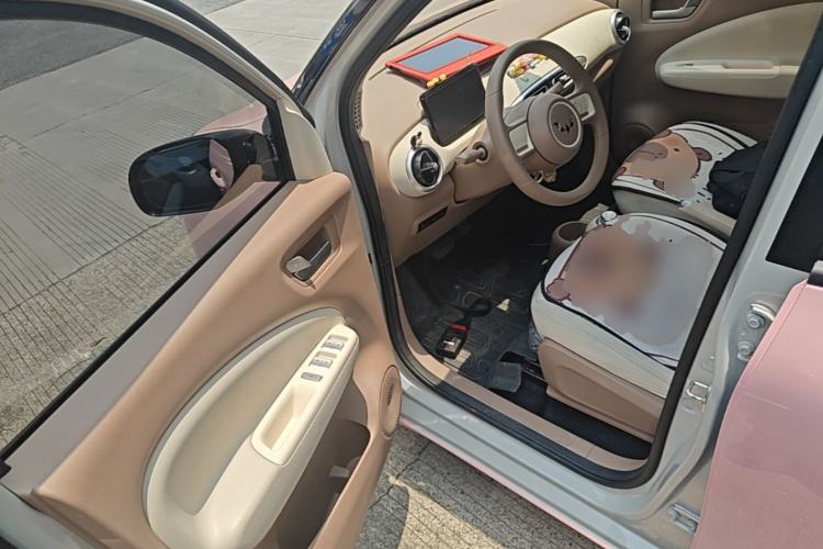 Used Wuling Hongguang MINIEV 2025 Four-Door Version Advanced Edition Driver Seat