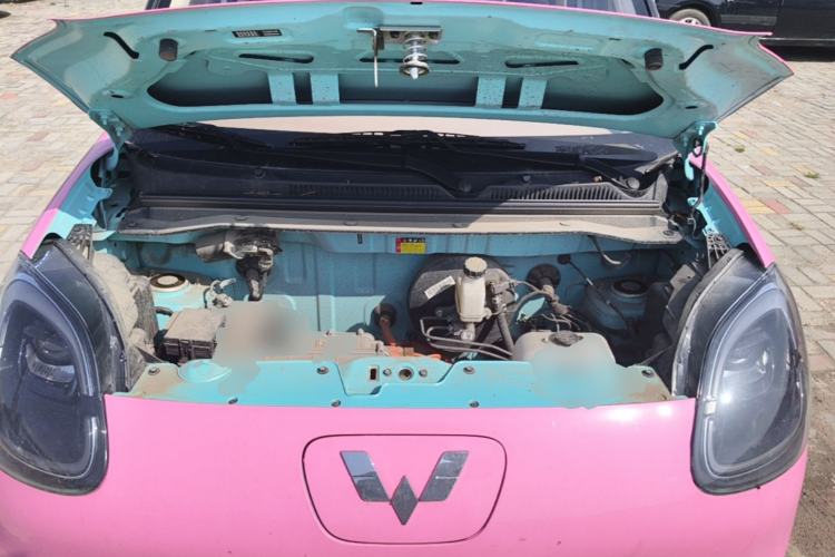 Used Wuling Hongguang MINIEV 2025 Four-Door Version Premium Edition Engine Bay