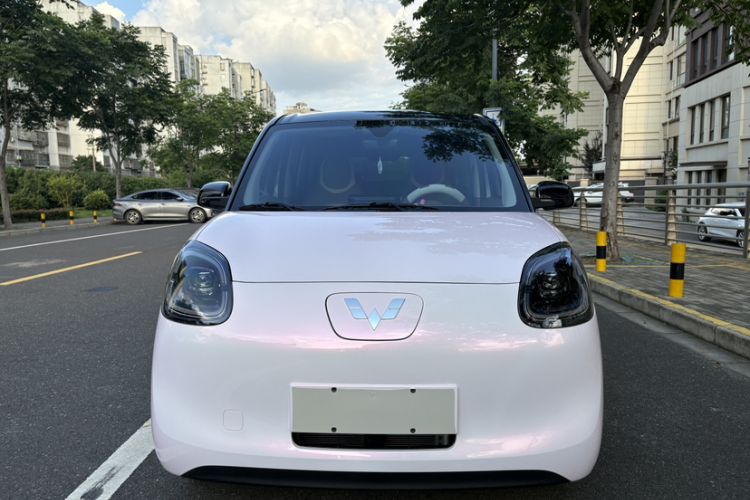 Used Wuling Hongguang MINIEV 2025 Four-Door Version Zhenxiang+ Edition Exterior 1