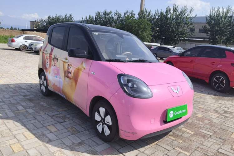Used Wuling Hongguang MINIEV 2025 Four-Door Version Premium Edition Front Right 45 Deg