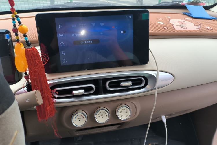 Used Wuling Hongguang MINIEV 2025 Four-Door Version Premium Edition Audio And AC Panel