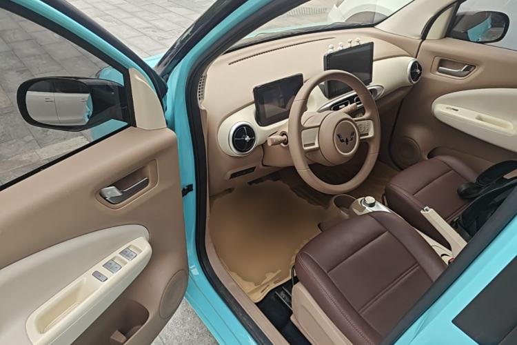 Used Wuling Hongguang MINIEV 2025 Four-Door Version Advanced Edition Driver Seat
