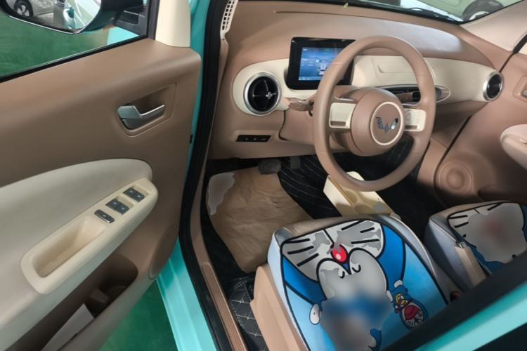 Used Wuling Hongguang MINIEV 2025 Four-Door Version Advanced Edition Driver Seat