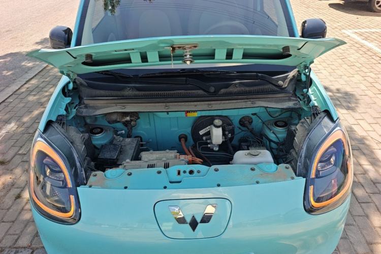 Used Wuling Hongguang MINIEV 2025 Four-Door Version Premium Edition Engine Bay