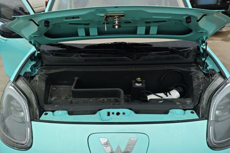 Used Wuling Hongguang MINIEV 2025 Four-Door Version Premium Edition Engine Bay