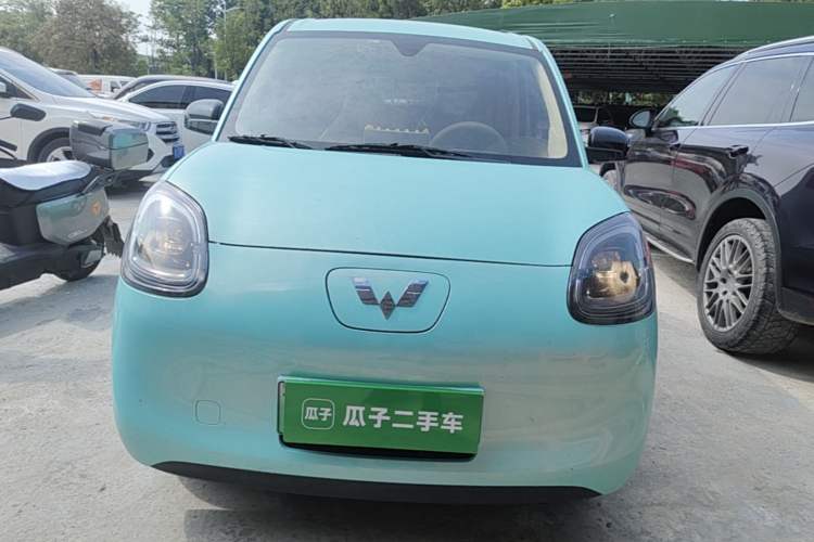 Used Wuling Hongguang MINIEV 2025 Four-Door Version Premium Edition Front