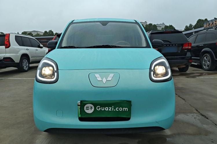 Used Wuling Hongguang MINIEV 2025 Four-Door Version Premium Edition Front