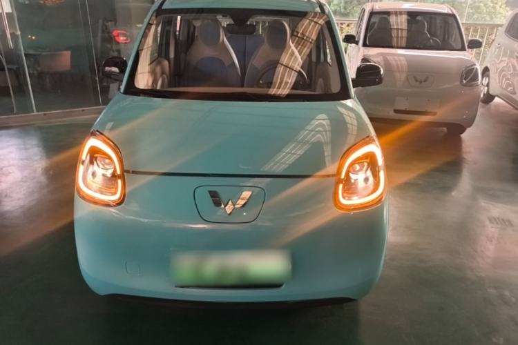 Used Wuling Hongguang MINIEV 2025 Four-Door Version Advanced Edition Front