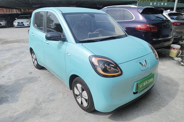 Used Wuling Hongguang MINIEV 2025 Four-Door Version Premium Edition Front Right 45 Deg