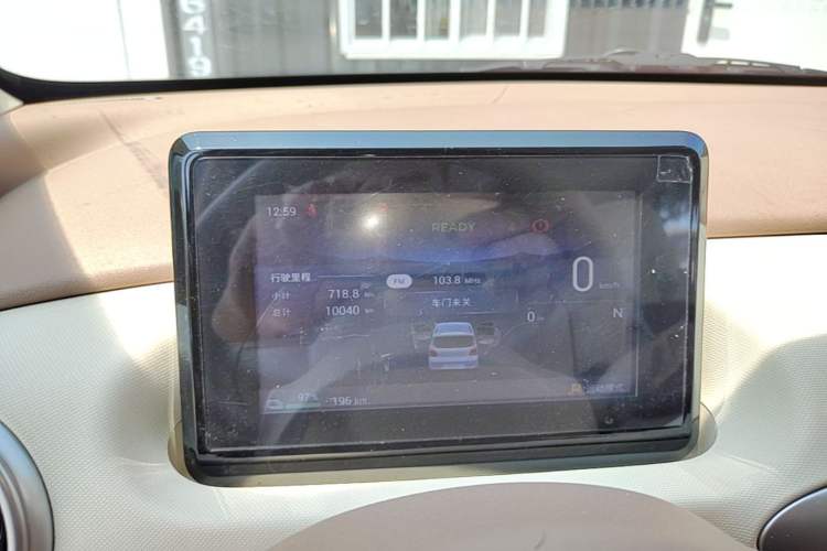 Used Wuling Hongguang MINIEV 2025 Four-Door Version Advanced Edition Instrument Cluster