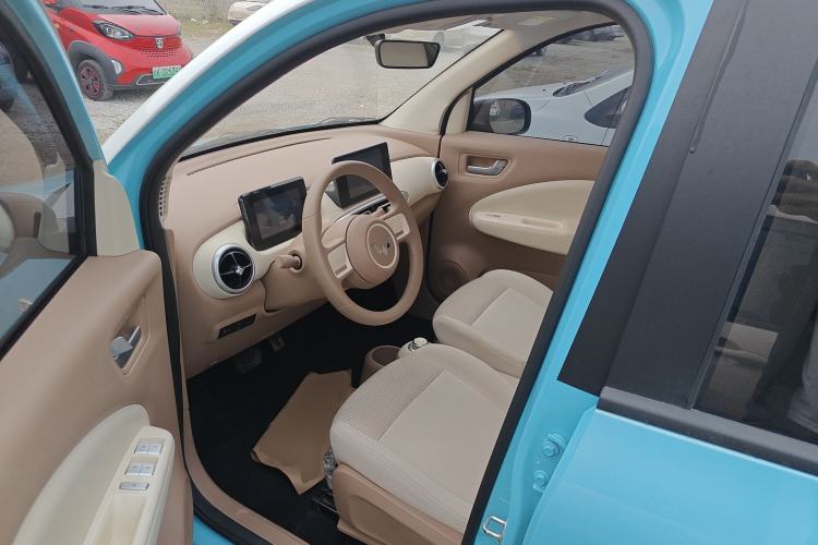 Used Wuling Hongguang MINIEV 2025 Four-Door Version Premium Edition Left Front Seat